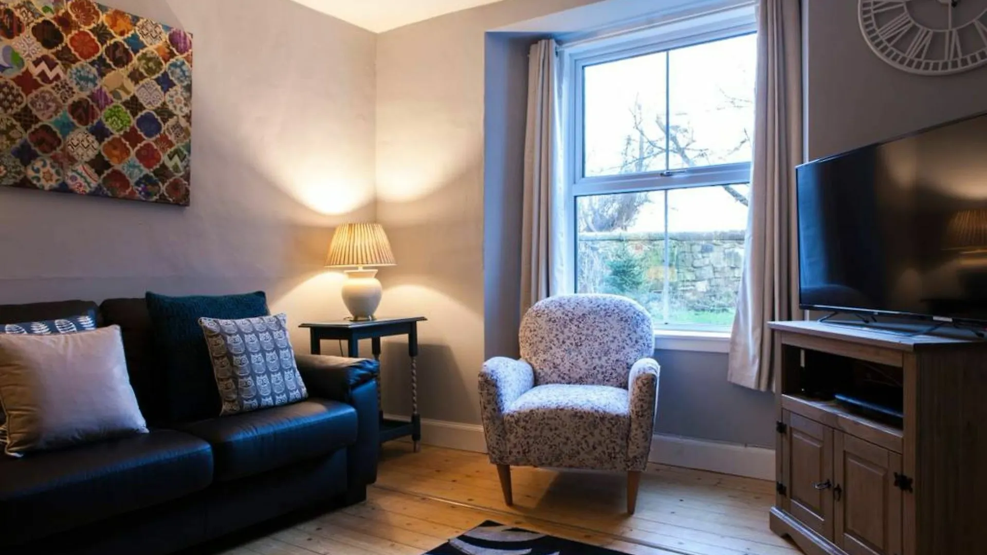Apartment 1 Bedroom Flat In Edinburgh