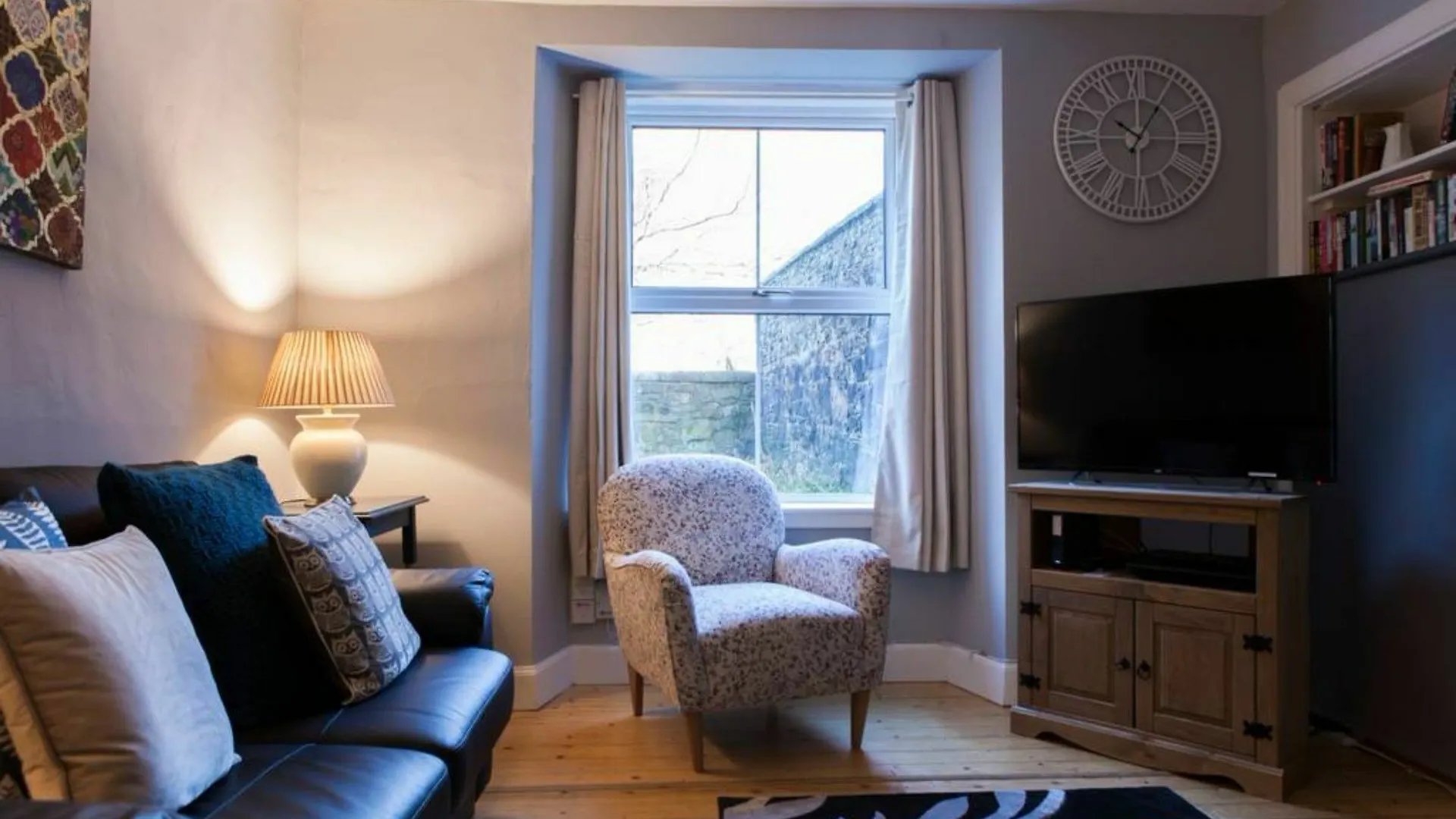 1 Bedroom Flat In Edinburgh Apartment